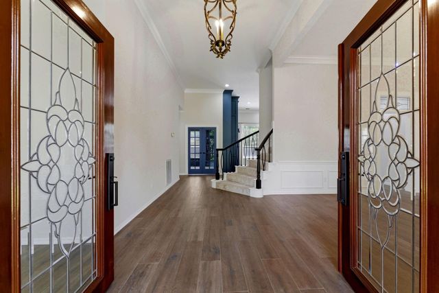 23 Shearwater Place, The Woodlands, TX 77381