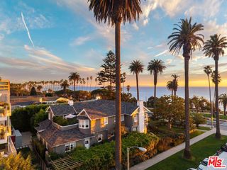 401 Ocean Avenue 2, Santa Monica, CA 90402