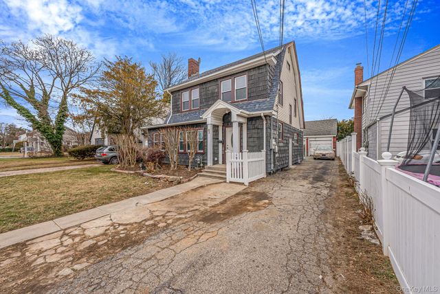 63 Devon Road, Hempstead, NY 11550