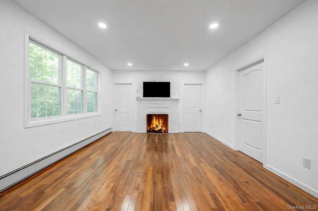 63 Devon Road, Hempstead, NY 11550