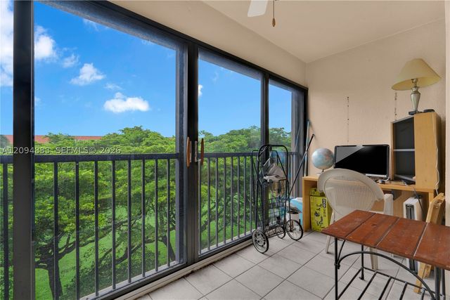 13105 SW 16th Ct 412L, Pembroke Pines, FL 33027