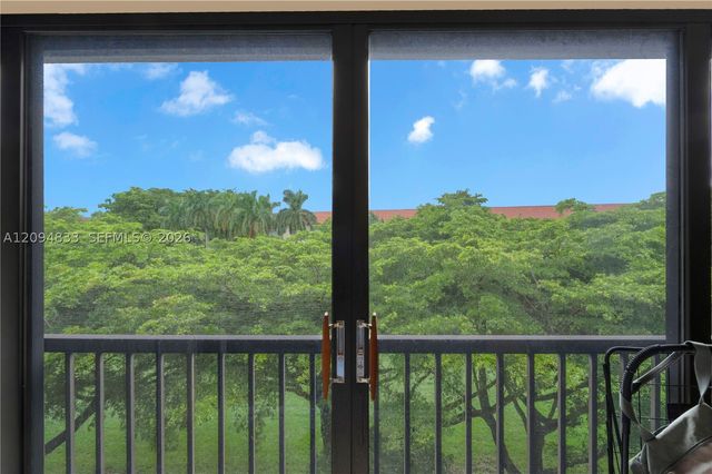 13105 SW 16th Ct 412L, Pembroke Pines, FL 33027
