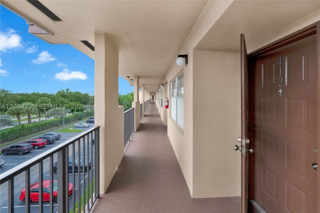 13105 SW 16th Ct 412L, Pembroke Pines, FL 33027