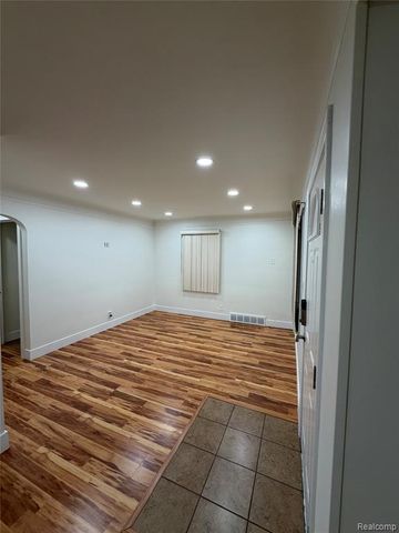 721 Drexel Street, Dearborn, MI 48128