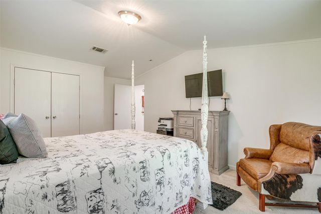 421 Red Bluff Circle, Millsap, TX 76066