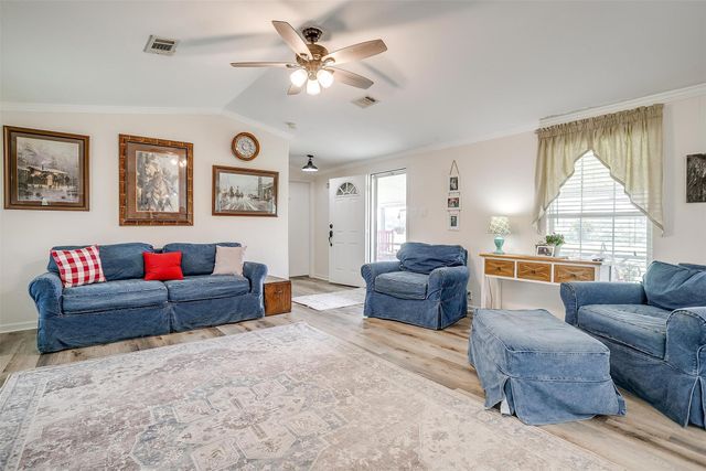 421 Red Bluff Circle, Millsap, TX 76066