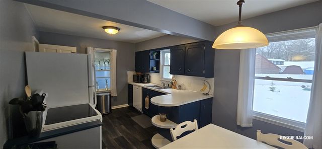 4018 Plymouth Drive, Norton Shores, MI 49441