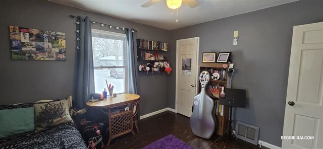 4018 Plymouth Drive, Norton Shores, MI 49441