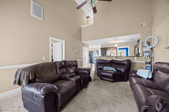 2204 Sweet Bay Drive B, Greenville, NC 27834