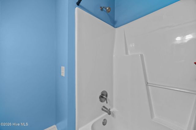 2204 Sweet Bay Drive B, Greenville, NC 27834