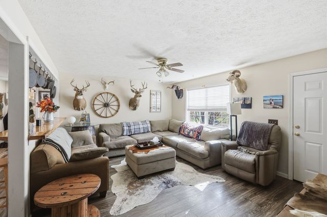 600 E Main St, Dowelltown, TN 37059