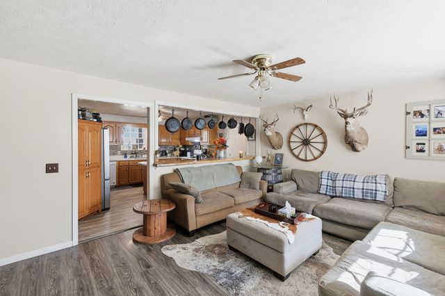 600 E Main St, Dowelltown, TN 37059