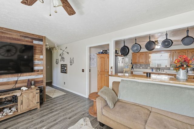 600 E Main St, Dowelltown, TN 37059