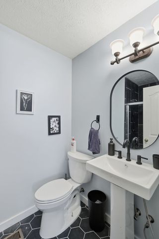 600 E Main St, Dowelltown, TN 37059