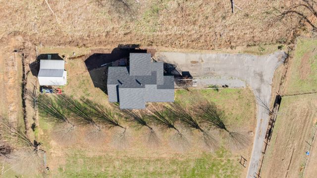 600 E Main St, Dowelltown, TN 37059