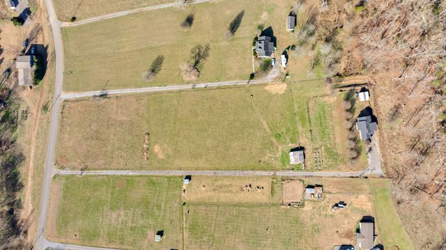 600 E Main St, Dowelltown, TN 37059