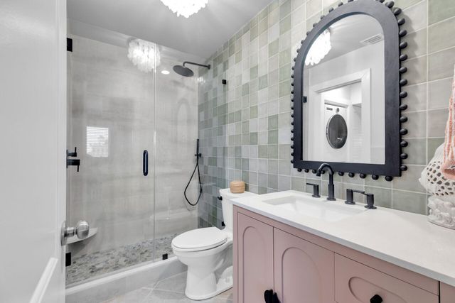 109 Avenue D Apt 302, Marathon, FL 33050