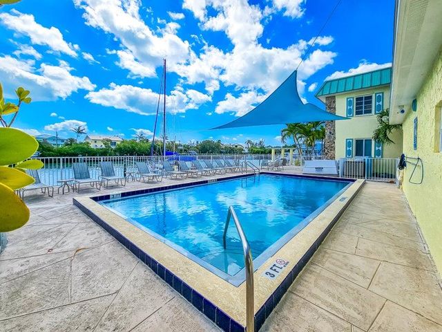 109 Avenue D Apt 302, Marathon, FL 33050