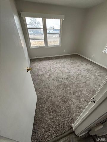 21 Dora Drive, Cahokia, IL 62206