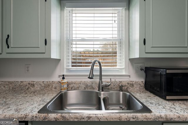 305 Greenview Court, Cedartown, GA 30125