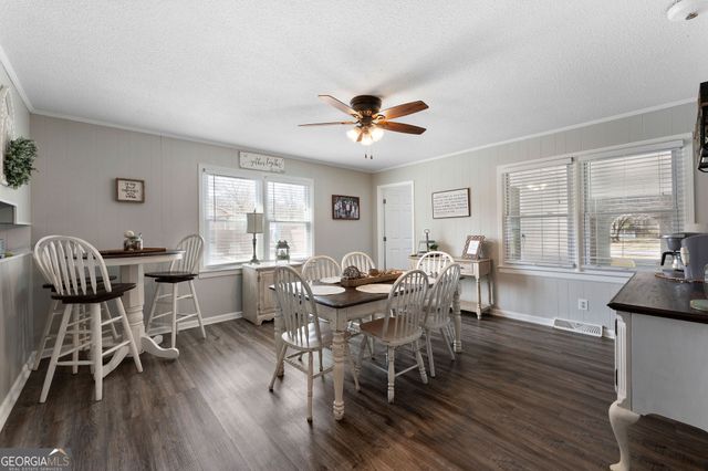 305 Greenview Court, Cedartown, GA 30125