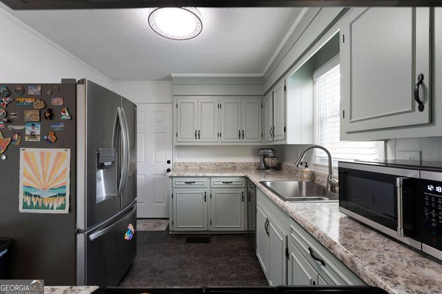 305 Greenview Court, Cedartown, GA 30125