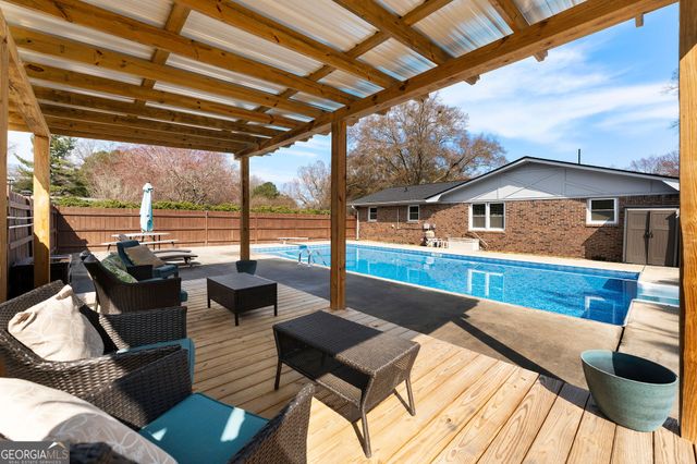 305 Greenview Court, Cedartown, GA 30125