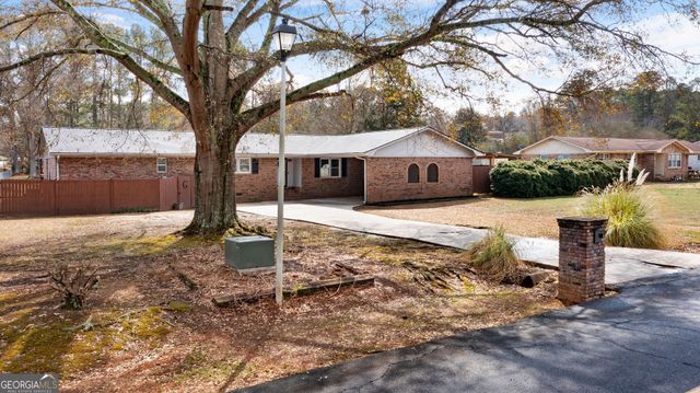 305 Greenview Court, Cedartown, GA 30125