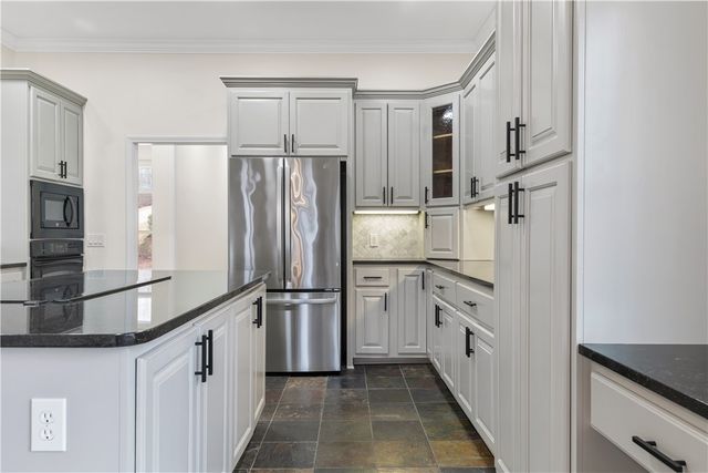 124 S Shore Drive, Fair Play, SC 29643