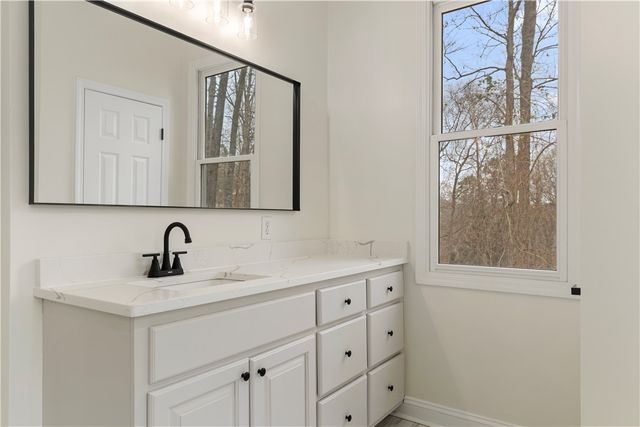 124 S Shore Drive, Fair Play, SC 29643