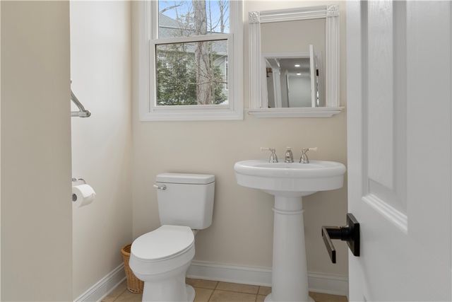 124 S Shore Drive, Fair Play, SC 29643