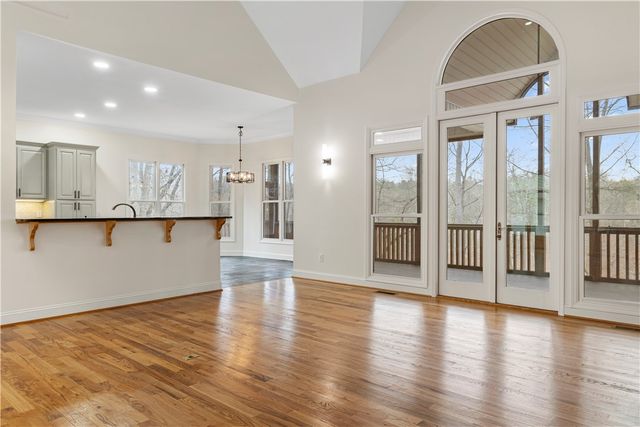 124 S Shore Drive, Fair Play, SC 29643