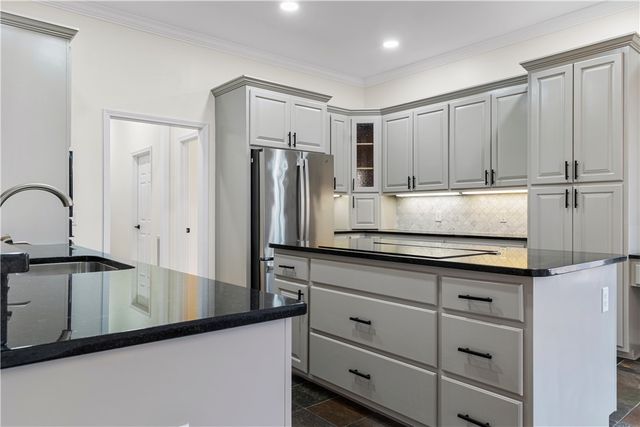 124 S Shore Drive, Fair Play, SC 29643