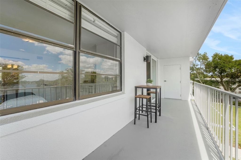 Image 13 of property listing at 1100 S ORLANDO AVENUE 306, Maitland, FL 32751