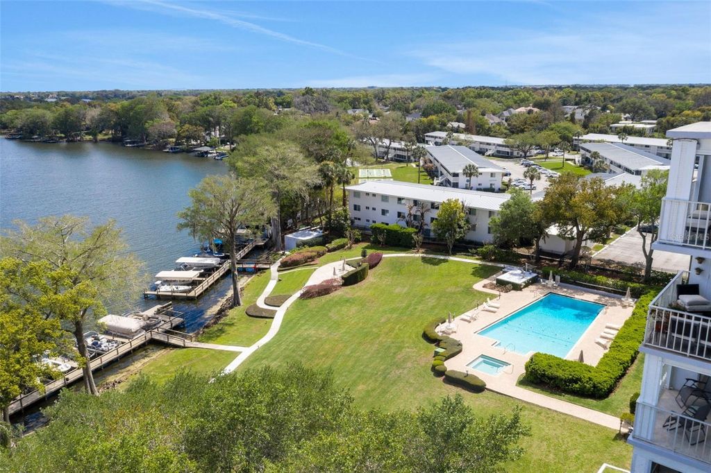 Image 28 of property listing at 1100 S ORLANDO AVENUE 306, Maitland, FL 32751