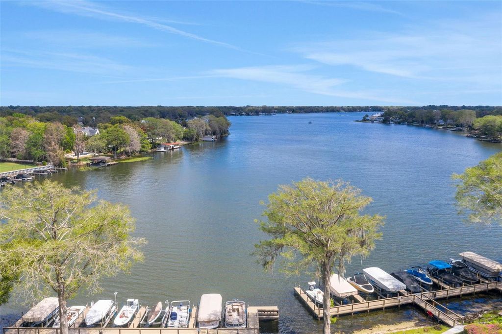 Image 29 of property listing at 1100 S ORLANDO AVENUE 306, Maitland, FL 32751