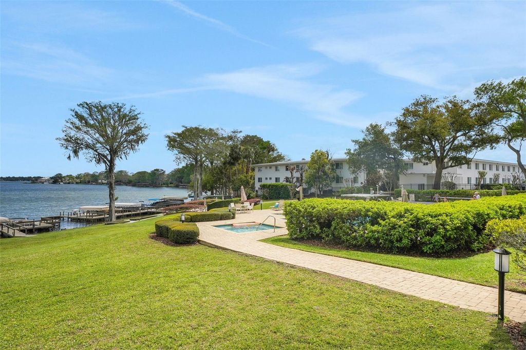 Image 33 of property listing at 1100 S ORLANDO AVENUE 306, Maitland, FL 32751