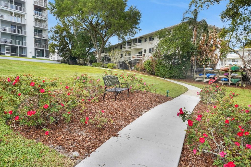 Image 38 of property listing at 1100 S ORLANDO AVENUE 306, Maitland, FL 32751