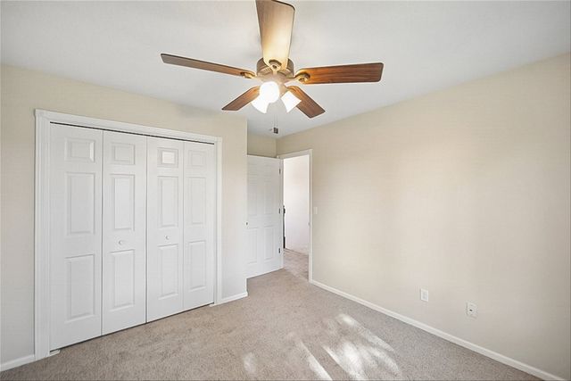 2205 Country Cove Lane, Altoona, IA 50009