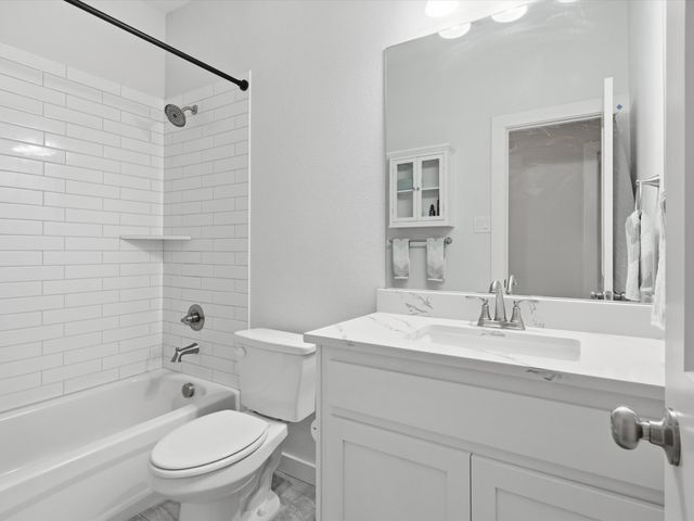 3017 College Street, Greenville, TX 75401