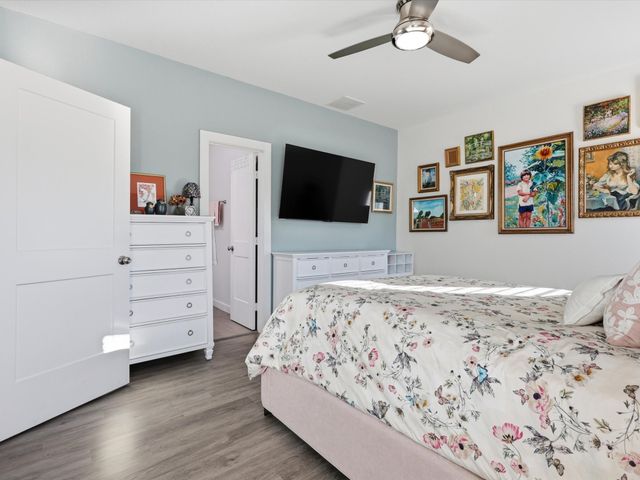 3017 College Street, Greenville, TX 75401