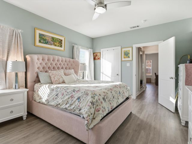 3017 College Street, Greenville, TX 75401