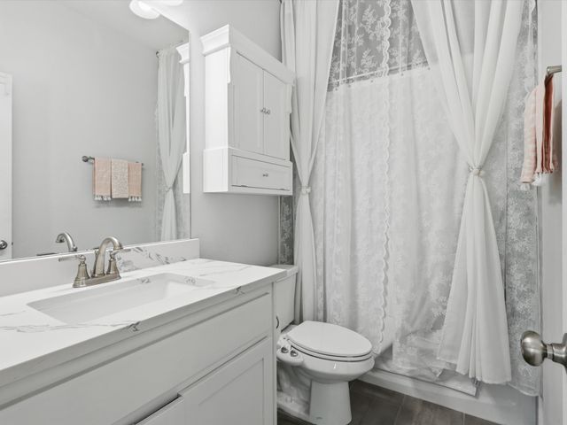 3017 College Street, Greenville, TX 75401