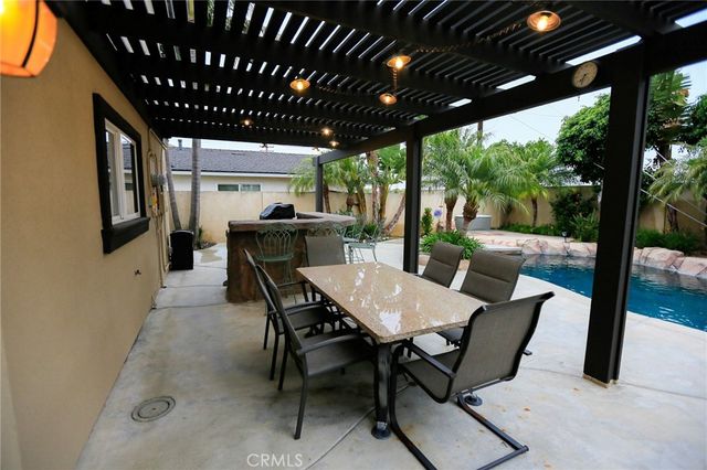 8795 La Roca, Fountain Valley, CA 92708