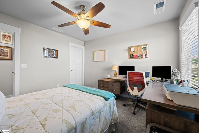 442 Wolfbend Road, Woodruff, SC 29388