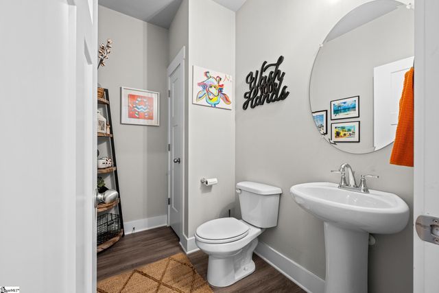 442 Wolfbend Road, Woodruff, SC 29388