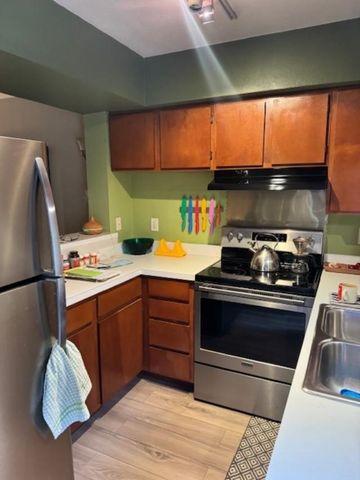 5311 Fleetwood Oaks Avenue 168, Dallas, TX 75235