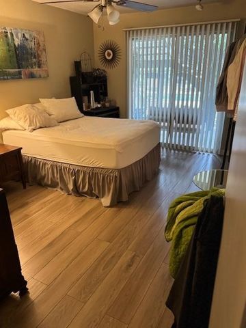 5311 Fleetwood Oaks Avenue 168, Dallas, TX 75235