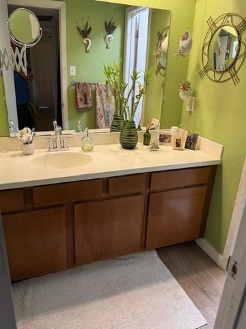 5311 Fleetwood Oaks Avenue 168, Dallas, TX 75235