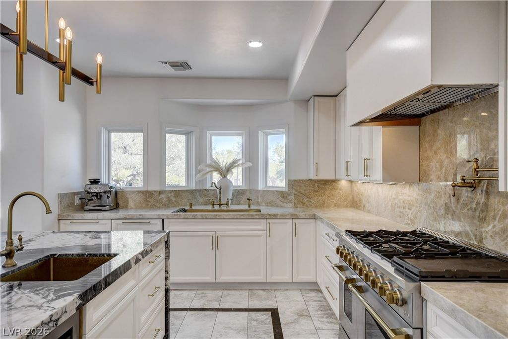Image 14 of property listing at 2920 El Camino Road, Las Vegas, NV 89146